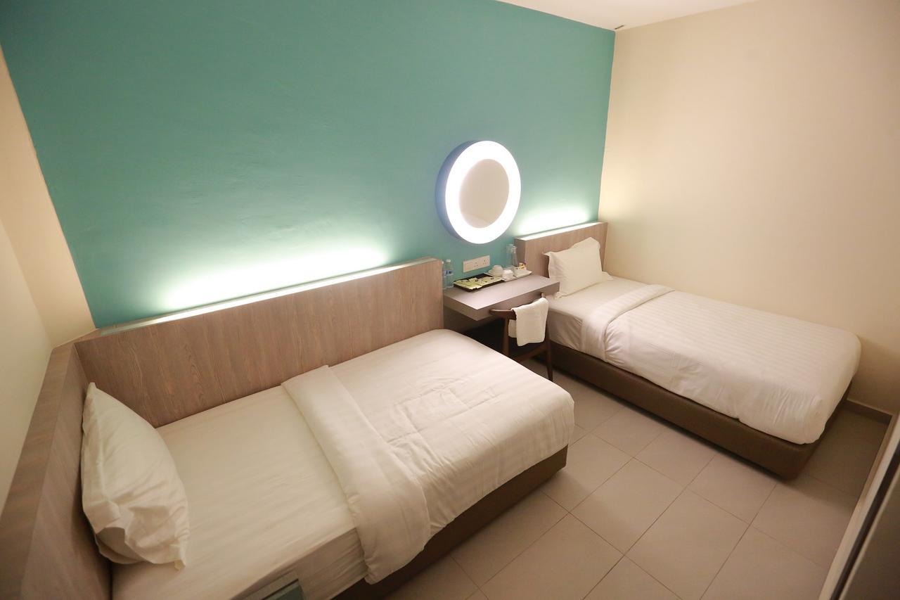Pantai Regal Boutique Hotel Kuantan Exterior foto
