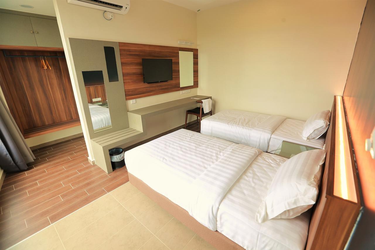 Pantai Regal Boutique Hotel Kuantan Exterior foto