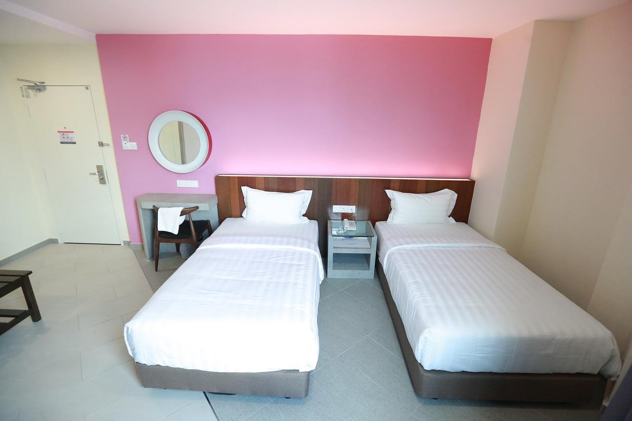 Pantai Regal Boutique Hotel Kuantan Exterior foto