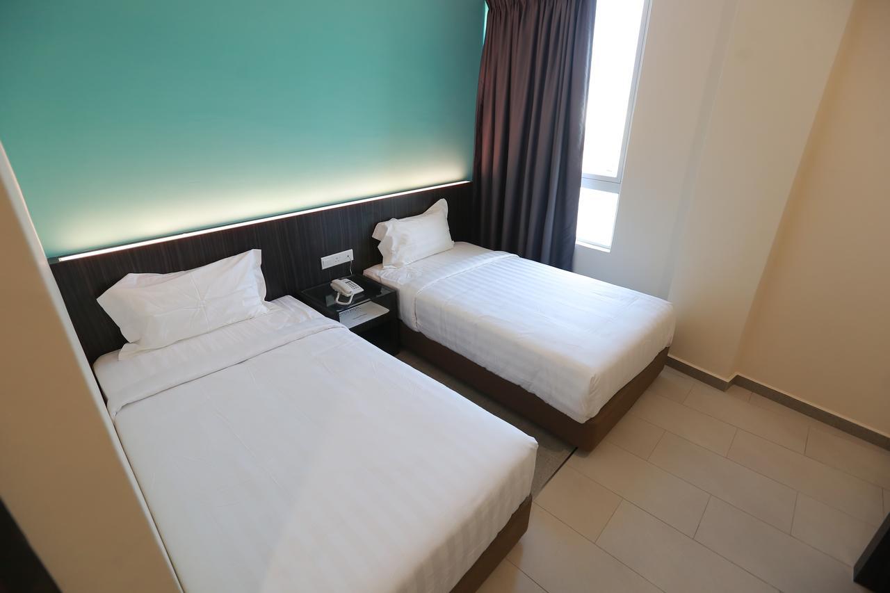 Pantai Regal Boutique Hotel Kuantan Exterior foto